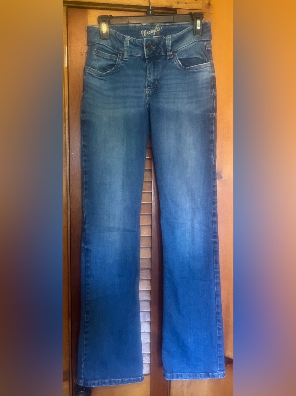 Wrangler Women's Medium Blue Flare Jeans